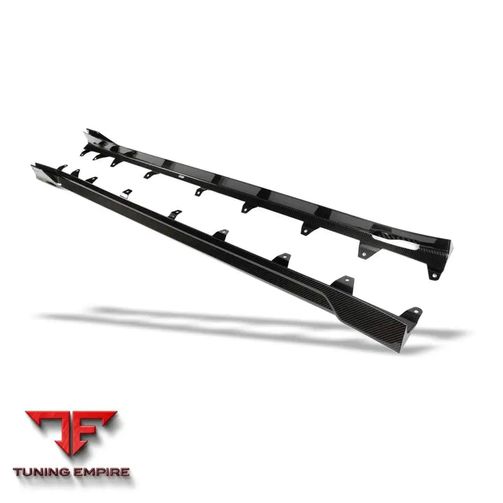 BMW X4M F98 LCI CARBON FIBER SIDE SKIRTS