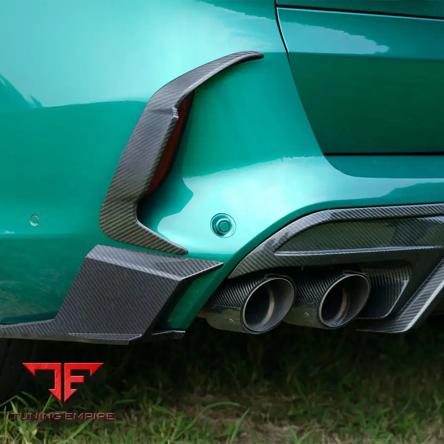 BMW X5M F95 FACELIFT REAR BUMPER INSERT IN PREPREG CARBON FIBRE - Carbon Fibre Parts