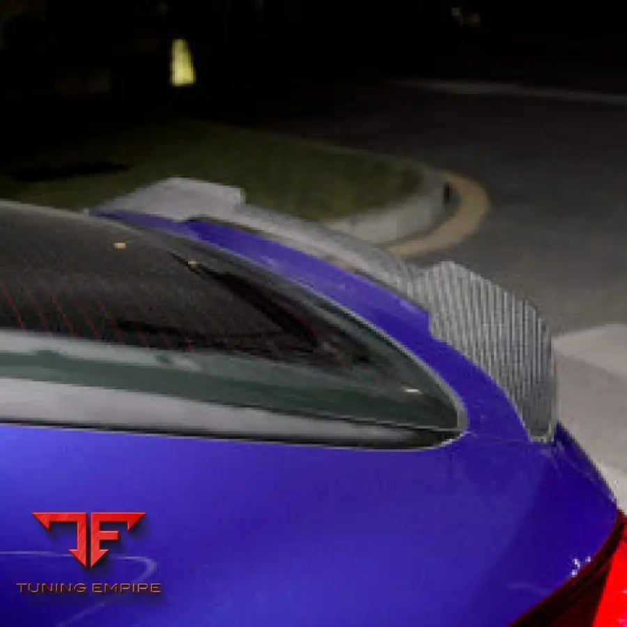 BMW X6 DRY CARBON PERFORMANCE BODY KIT