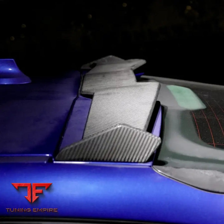 BMW X6 DRY CARBON FIBER BODY KIT