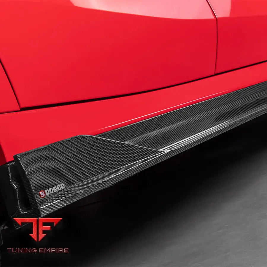 BMW X6M F96 SIDE SKIRT IN PREPREG CARBON FIBRE - Carbon Fibre Parts