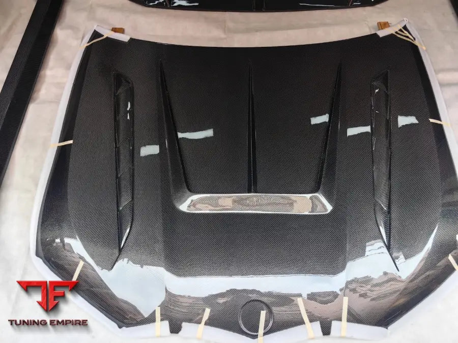 BMW X7 G07 CARBON BODY KIT