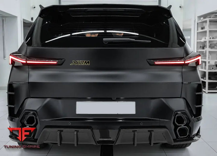 BMW XM CARBON BODY KIT ’RAZOR’