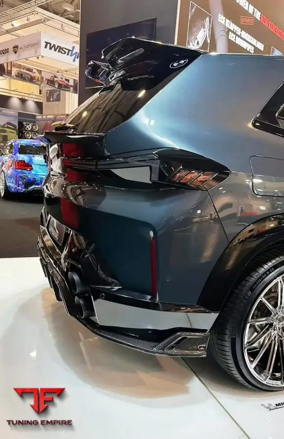 BMW XM CARBON FIBER AERODYNAMIC KIT