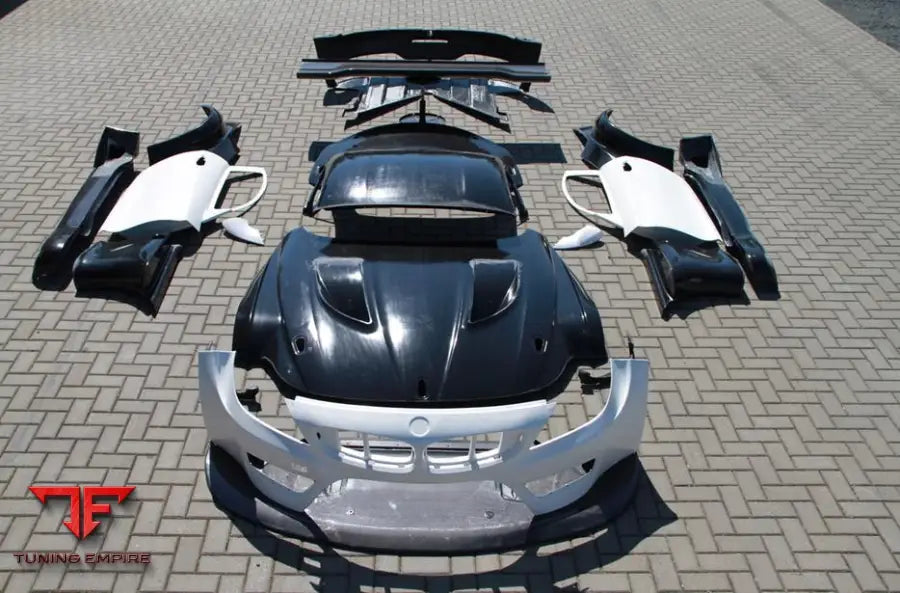 BMW Z4 E89 GT3 RACING CARBON BODY KIT - latest generation