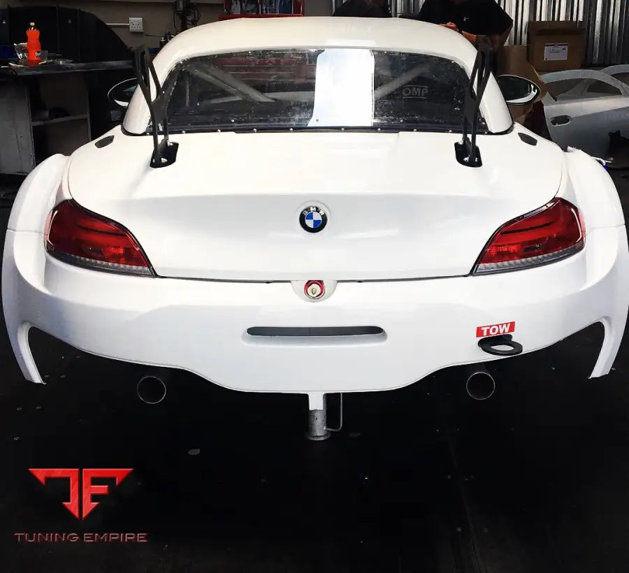 BMW Z4 E89 GT3-style racing kit