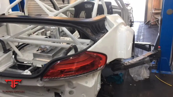 BMW Z4 E89 GT3-style racing kit