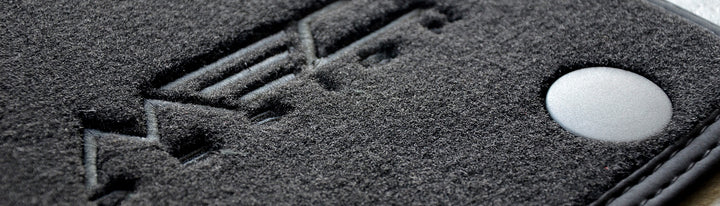 MEC Design floor mats in velour black/ silver (190/IN-FM-K)