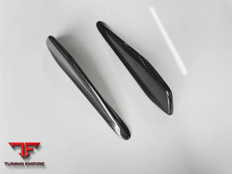 CARBON FIBER TAIL LIGHT FIN FOR FERRARI PORTOFINO - Price on request - Body Kit