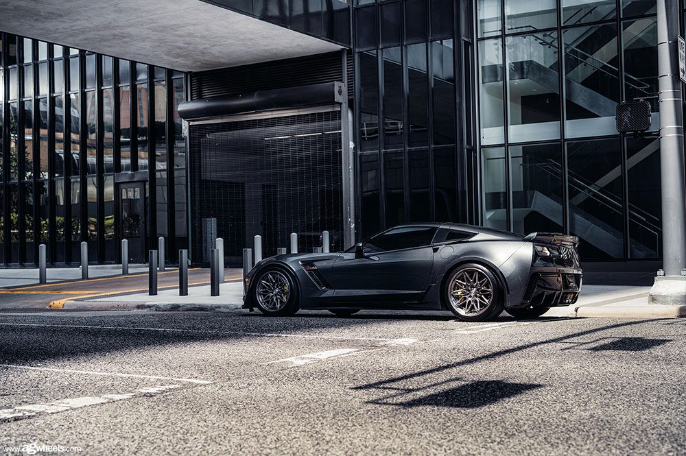 CHEVROLET C7 CORVETTE Z06 on custom forged wheels