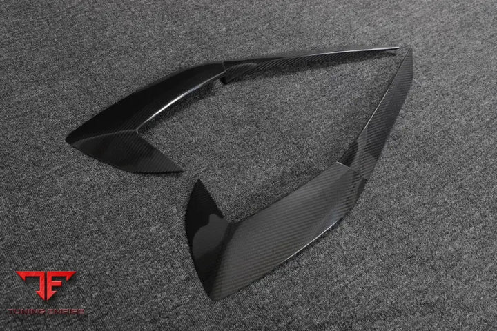 CORVETTE C8 CARBON FIBER PARTS