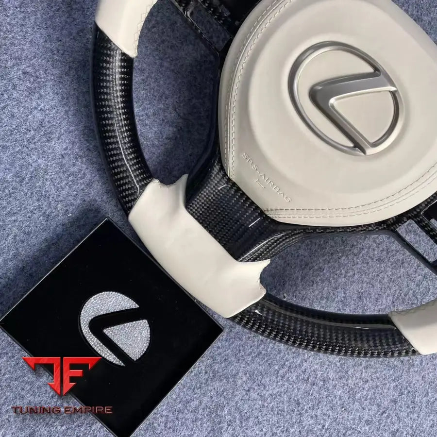 CUSTOM STEERING WHEEL WITH CARBON FIBER FOR LEXUS