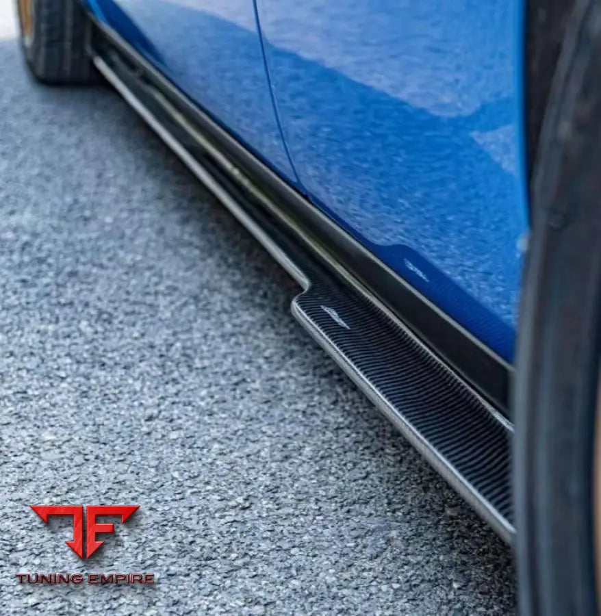 DODGE CHALLENGER CARBON FIBER PARTS