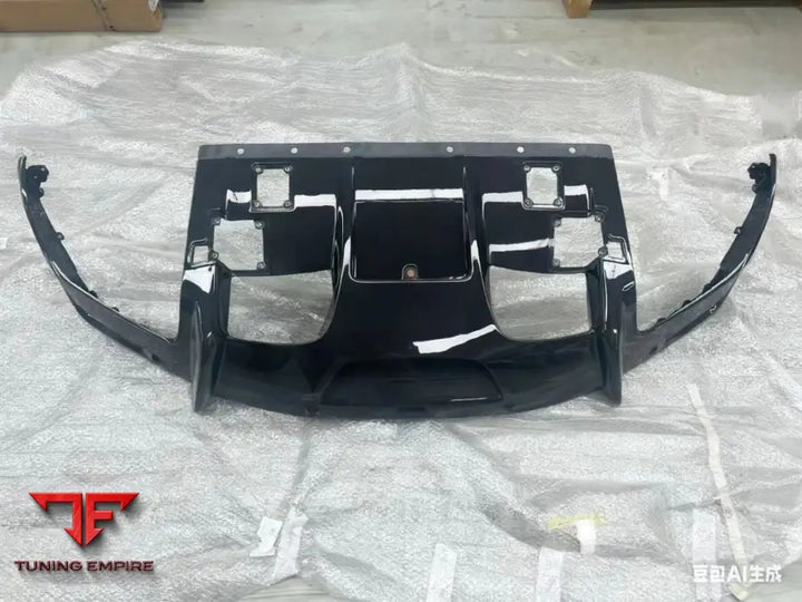 FERRARI 12CILINDRI CARBON FIBER PARTS