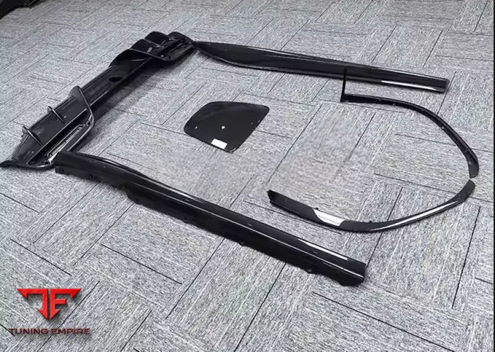 FERRARI 296 OEM CARBON BODY KIT PARTS