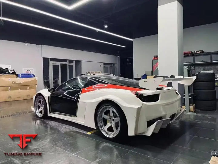 FERRARI 458 RACE WIDE BODY KIT