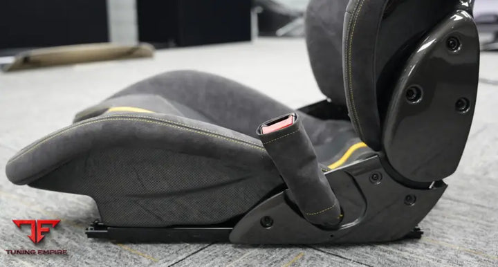 FERRARI 488 GTB CARBON FIBER SEATS