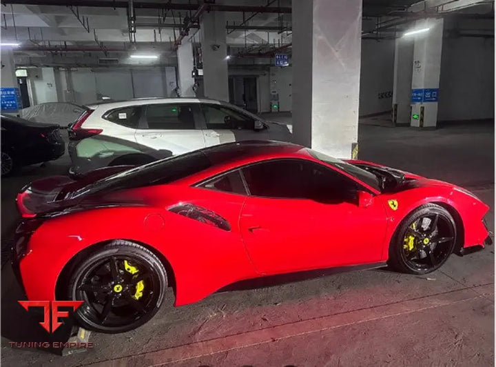 FERRARI 488 GTB & PISTA CARBON FIBER BODY KIT