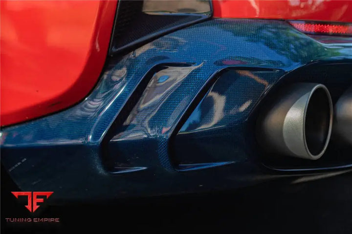 FERRARI 812 SUPERFAST MSY STYLE DRY CARBON FIBER REAR DIFFUSER W & LIGHT BSD