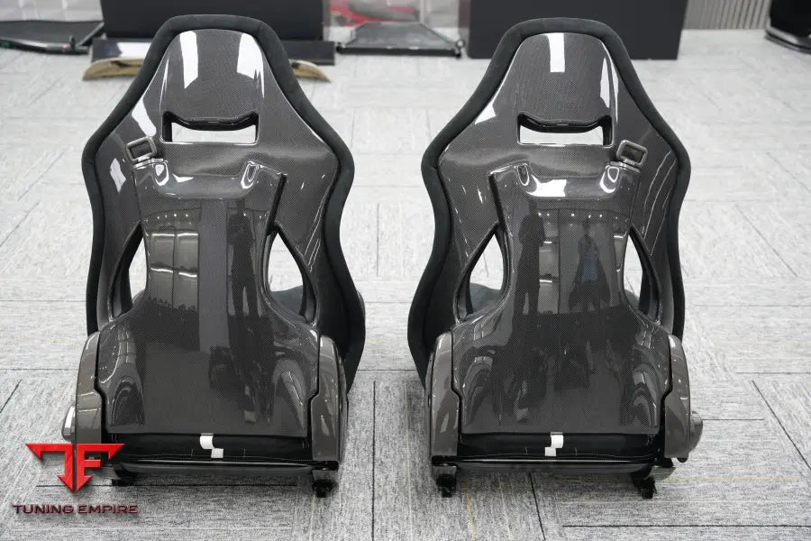 FERRARI CARBON FIBER SEATS - CUSTOM