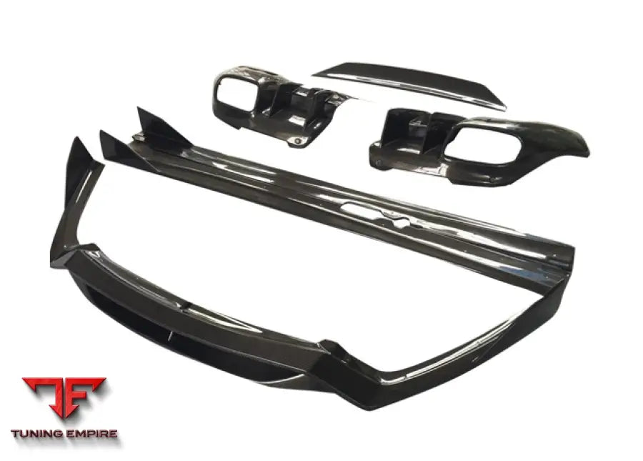 FERRARI F12 CARBON FIBER BODY KIT