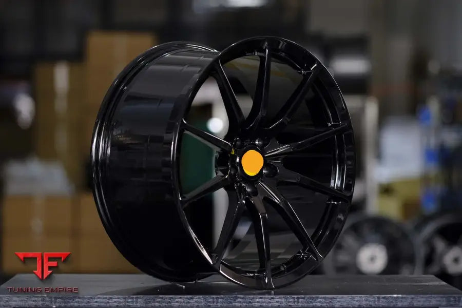 FERRARI F12 WHEELS