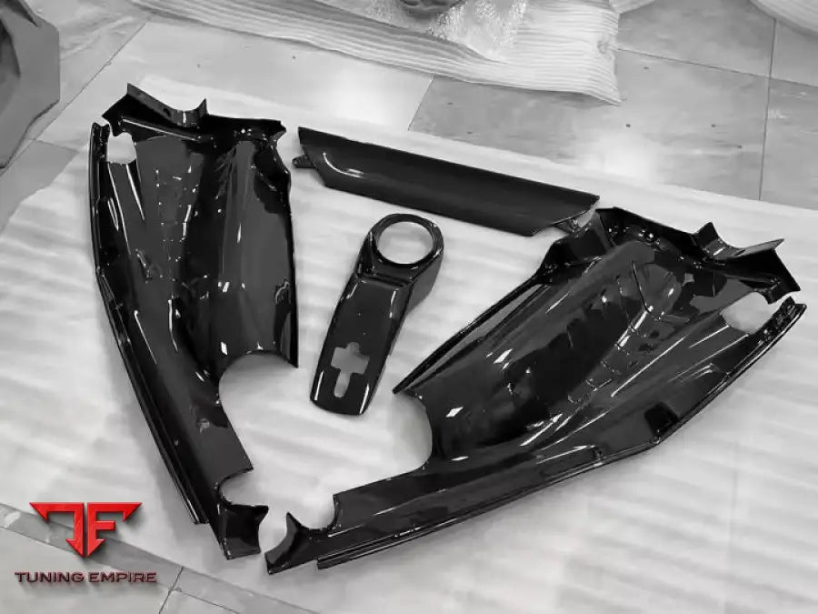 FERRARI F8 OEM CARBON FIBER BODY KIT