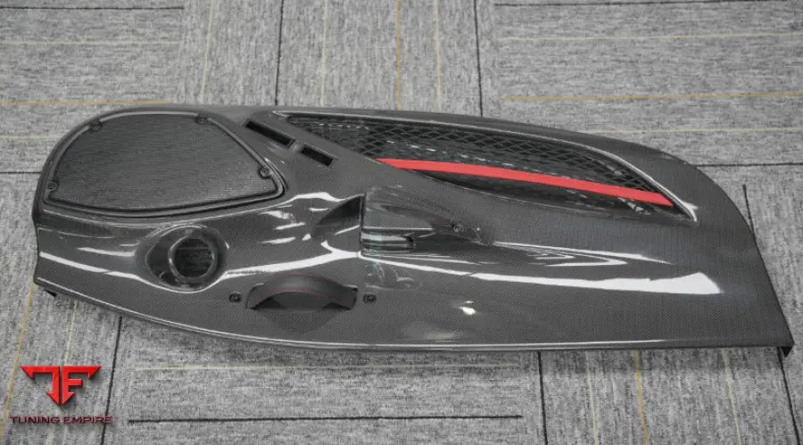 FERRARI F8 OEM CARBON PARTS