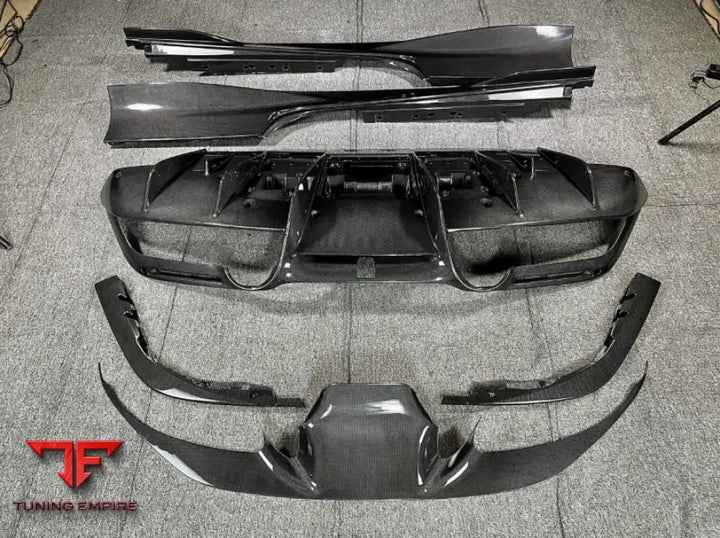 FERRARI F8 OEM CARBON BODY KITS PARTS