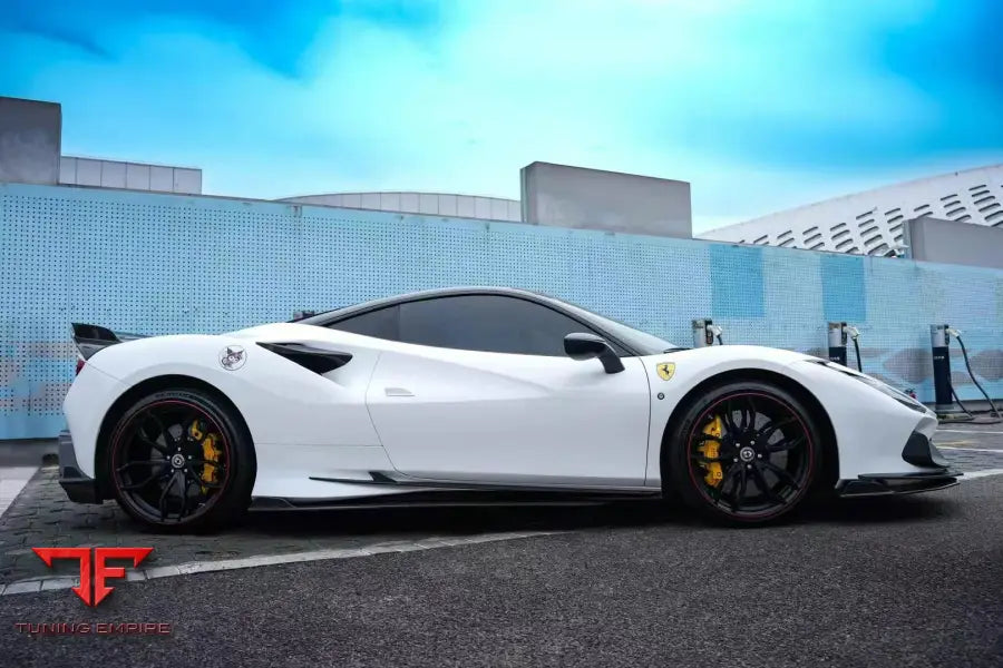 FERRARI F8 CARBON FIBER PARTS