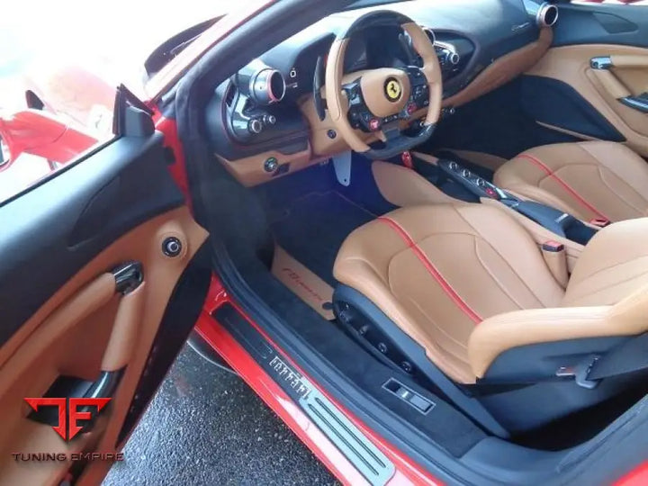 FERRARI F8 TRIBUTO
