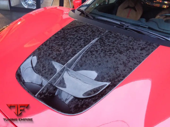 FERRARI F8 TRIBUTO