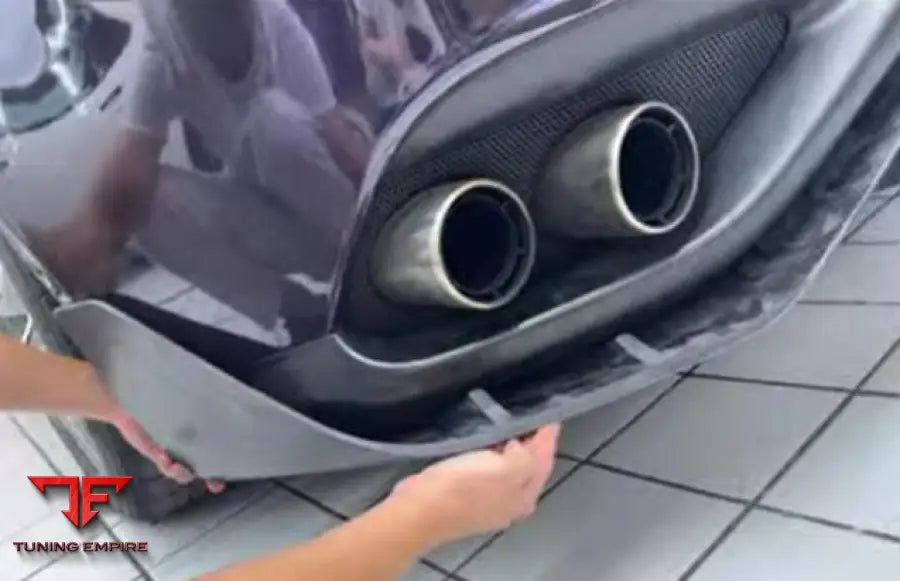 FERRARI FF CARBON PARTS