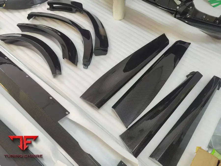 FERRARI PUROSANGUE OEM STYLE CARBON FIBER BODY KIT