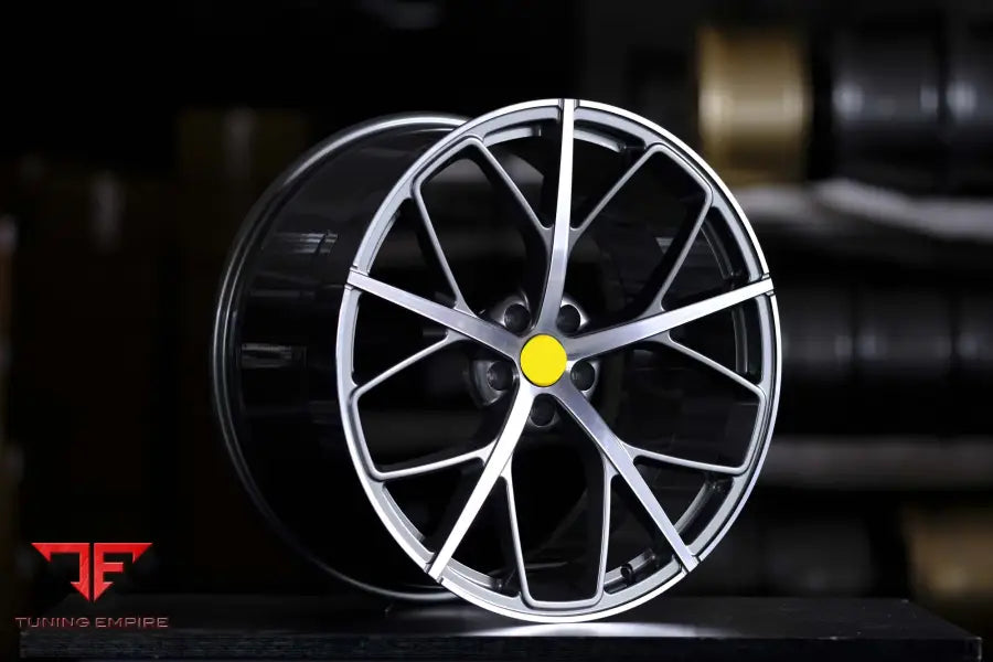 FERRARI ROMA F17 WHEELS