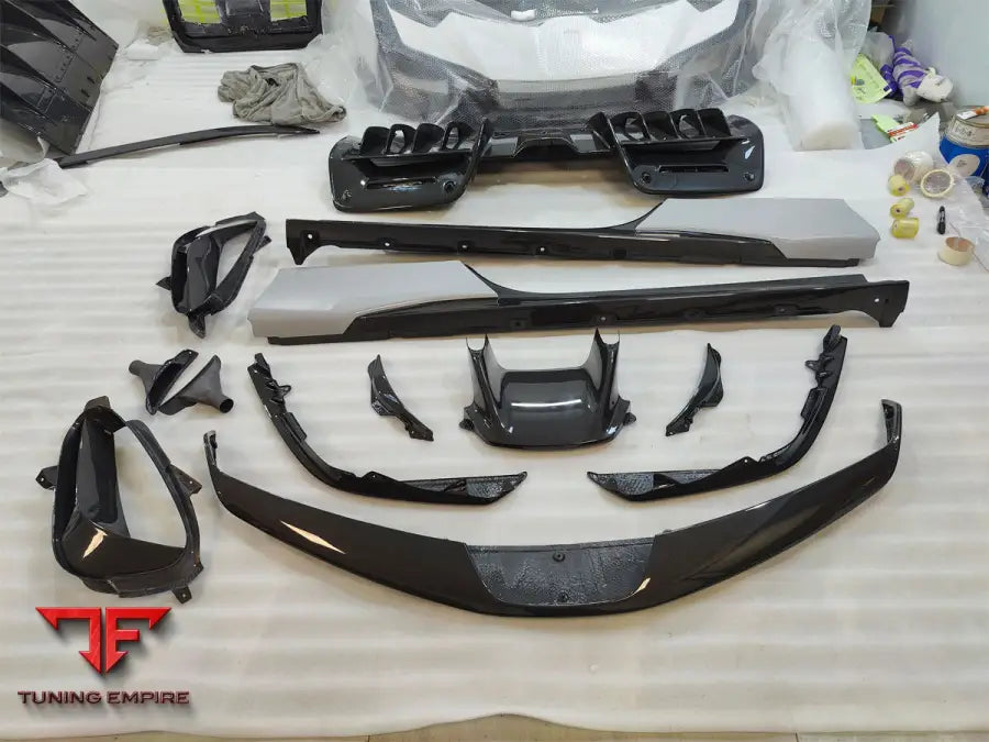 FERRARI SF90 CARBON FIBER PARTS