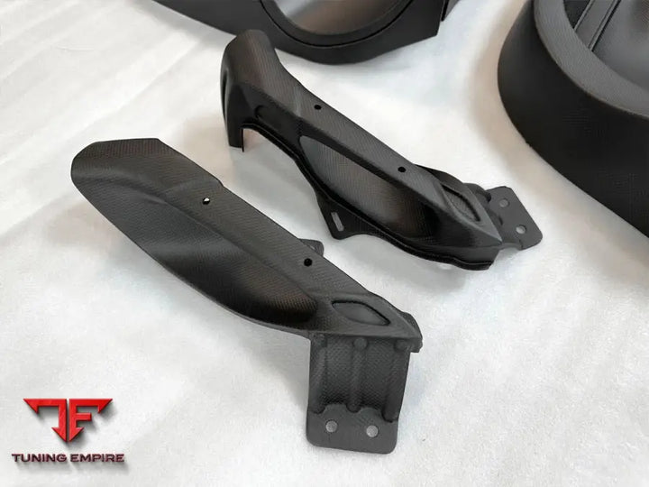 FERRARI SF90 CARBON FIBER PARTS