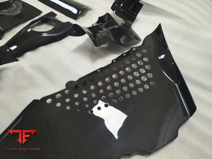 FERRARI SF90 CARBON PARTS