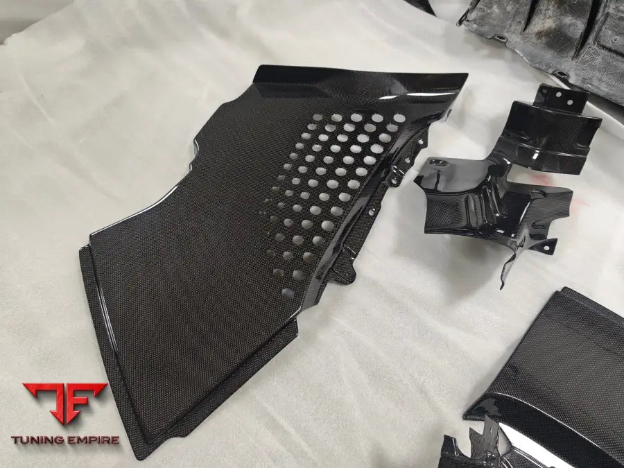 FERRARI SF90 CARBON PARTS
