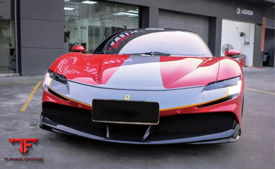 FERRARI SF90 DRY CARBON PERFORMANCE BODY KIT