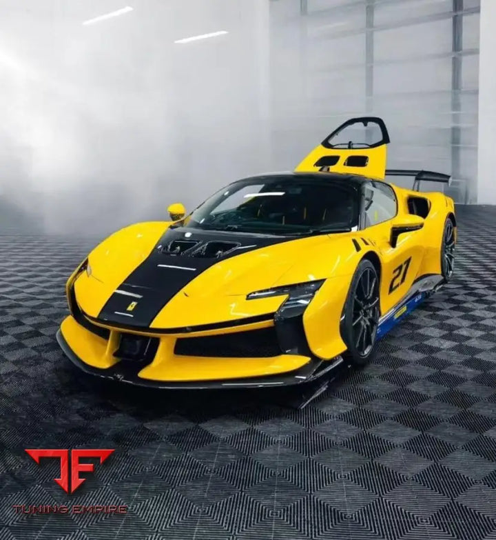 FERRARI SF90 XX STYLE DRY CARBON BODY KIT