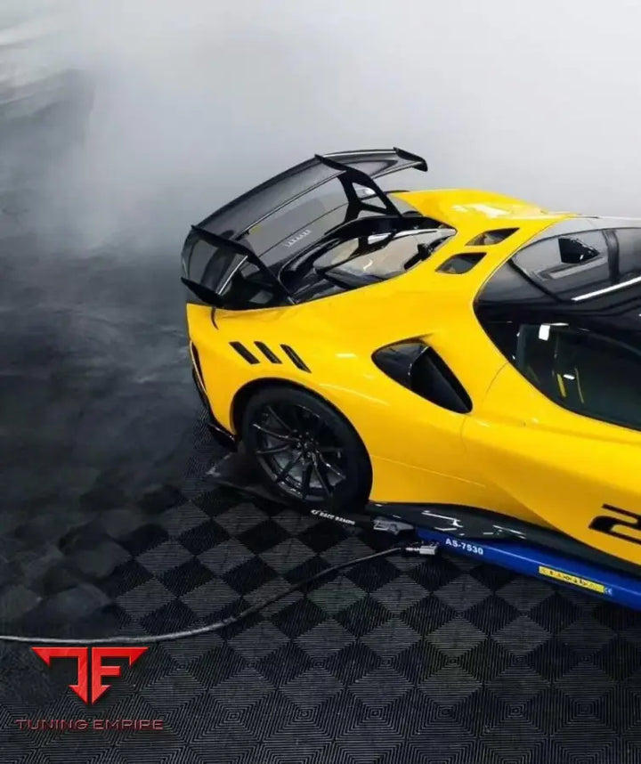 FERRARI SF90 XX STYLE DRY CARBON BODY KIT