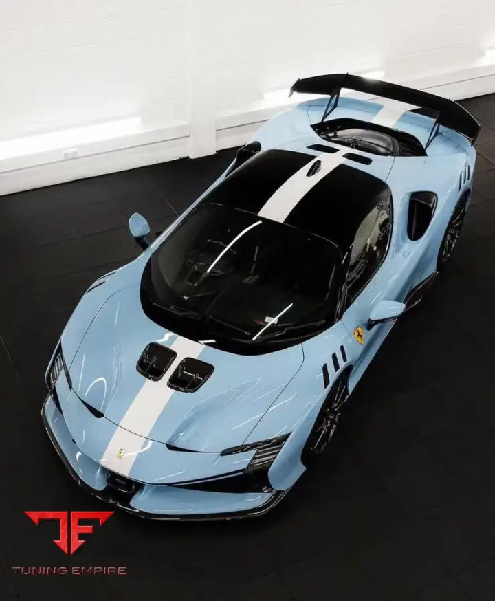 FERRARI SF90 XX STYLE DRY CARBON BODY KIT