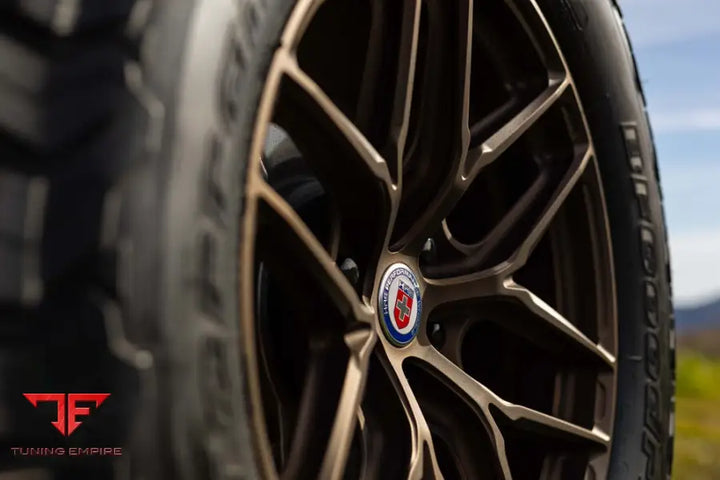 FORD F-150 RAPTOR WHEELS AND EXHAUST SYSTEM