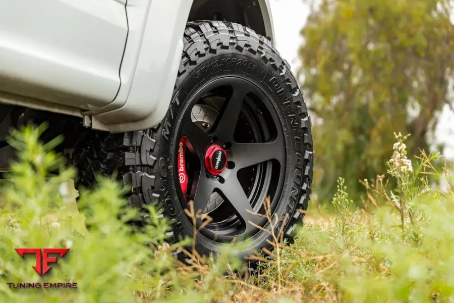 FORD F-150 RAPTOR WHEELS AND EXHAUST SYSTEM