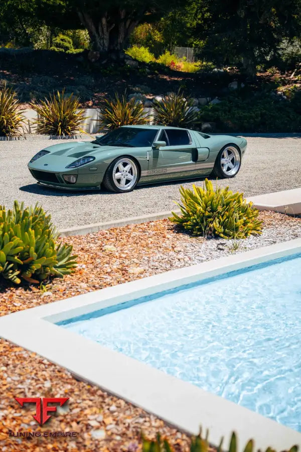 FORD GT FORGED WHEELS AND EXHAUST SYSTEM