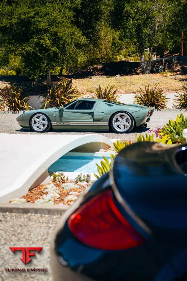 FORD GT FORGED WHEELS AND EXHAUST SYSTEM