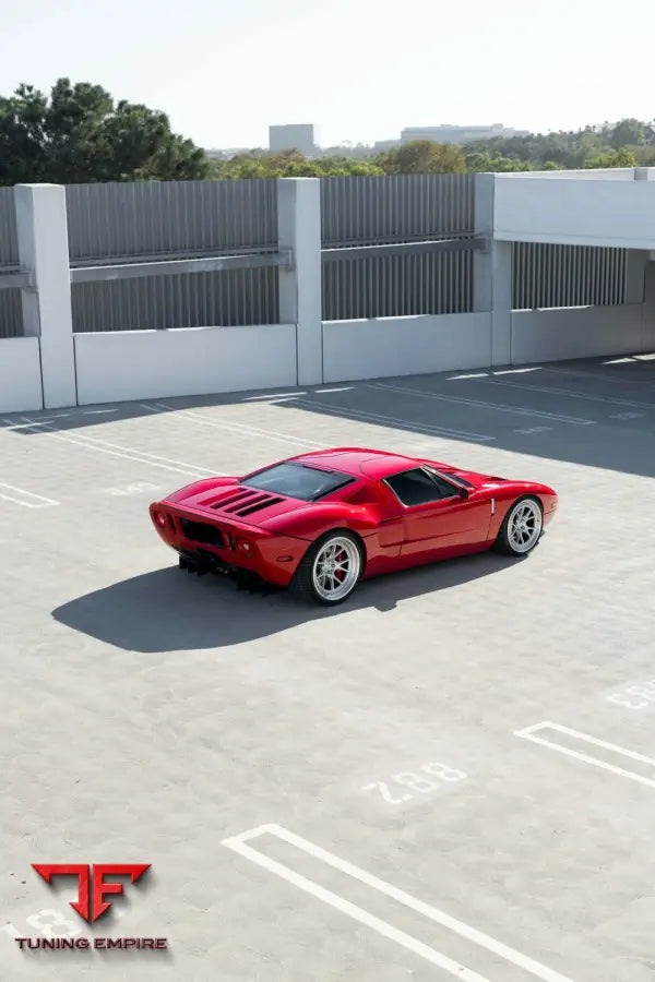 FORD GT FORGED WHEELS AND EXHAUST SYSTEM