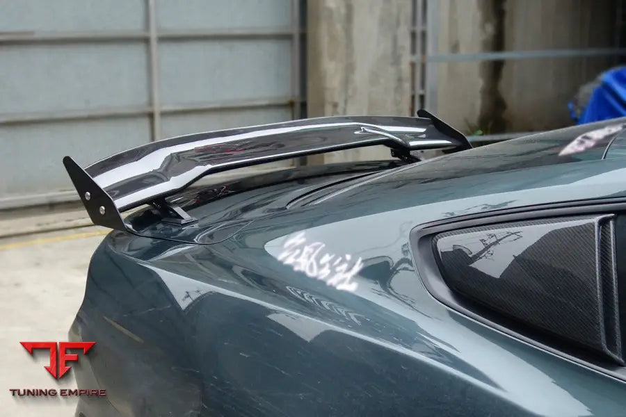 FORD MUSTANG AR STYLE CARBON FIBER WING BSD