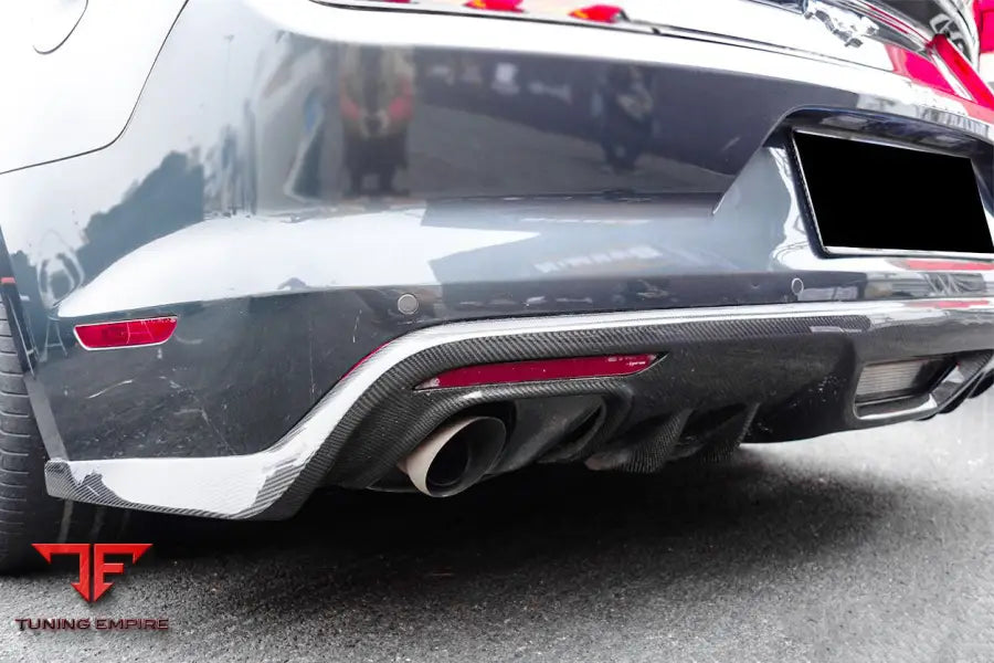 FORD MUSTANG RSH STYLE CARBON FIBER REAR LIP BSD